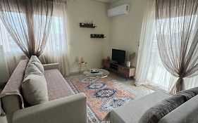 Zoe'S Luxury Homes